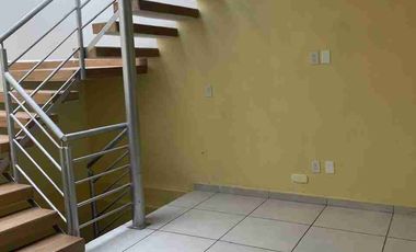 Excelente propiedad de 3 niveles