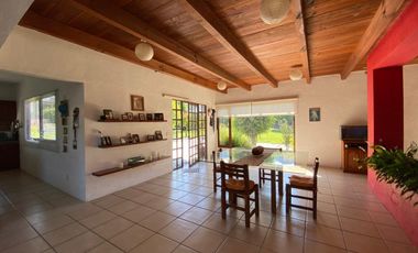 CONFORTABLE CASA EN RENTA