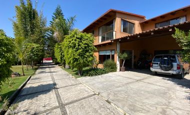 CONFORTABLE CASA EN RENTA