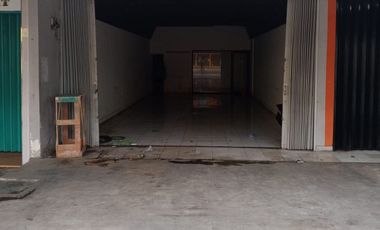 Ruko Komersil Strategis Pinggir Jalan Raya dekat akses tol di Pondok Kelapa