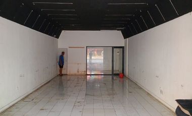 Ruko Komersil Strategis Pinggir Jalan Raya dekat akses tol di Pondok Kelapa