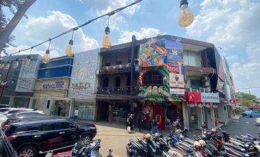 RUKO DI SEWAKAN DENGAN HARGA TERJANGKAU Menghadap Kemang Selatan