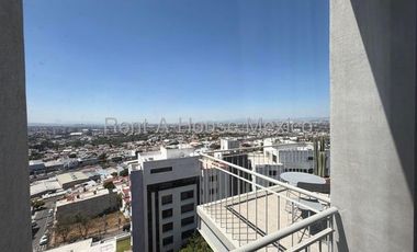 Departamento con 1 recámara y terraza. VENTA - Loma Dorada