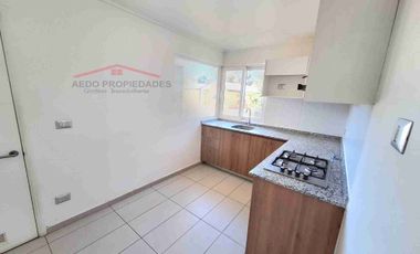 Se Arrienda Amplia y Hermosa casa en Exclusivo Condominio San Alfonso, comuna de Limache.