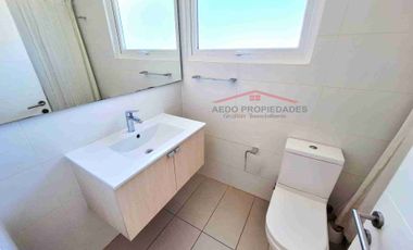 Se Arrienda Amplia y Hermosa casa en Exclusivo Condominio San Alfonso, comuna de Limache.