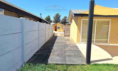 Se Arrienda Amplia y Hermosa casa en Exclusivo Condominio San Alfonso, comuna de Limache.