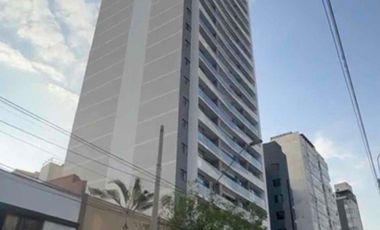 Venta de terreno para proyecto inmobiliario en Paseo de la República en Miraflores