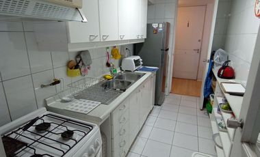 Dpto. 2 Dorm / 1 Baño / 1 Bod.- Barrio República, Santiago.-