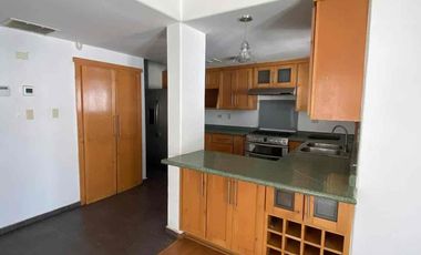 VENTA DE CASA ZONA CONSULADO