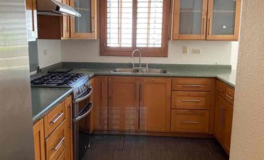 VENTA DE CASA ZONA CONSULADO