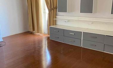 VENTA DE CASA ZONA CONSULADO