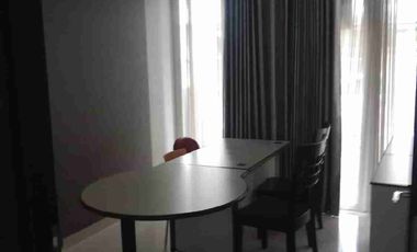 Disewakan Rumah full furnished di graha family Surabaya