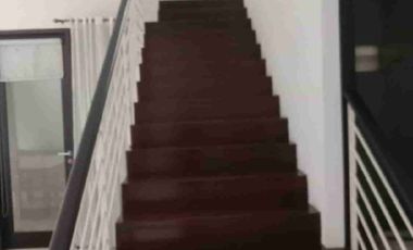 Disewakan Rumah full furnished di graha family Surabaya