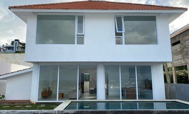 VILA DESAINER IKONIK DENGAN PEMANDANGAN LAUT 180°