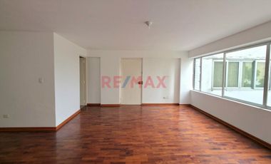 Departamento en venta en Av. José Pardo – Miraflores | 155 m² remodelado con estacionamiento 🏡✨