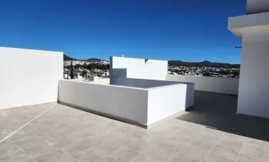 Moderna CASA NUEVA en excelente ubicación