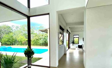 VENDO CASA EN EL CONDOMINIO CAMPESTRE ENTRELAGOS