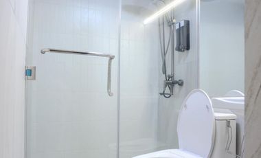 RUSH SALE: Fully Furnished Sea View Studio w/ Balcony – Near Airport & Mall Saekyung Looc, Lapu-Lapu City