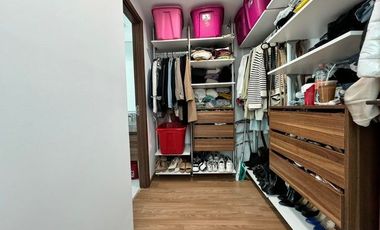 RENTA - Santa Fe Juriquilla. Departamento con 2 recámaras y amenidades