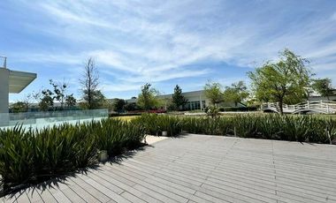 RENTA - Santa Fe Juriquilla. Departamento con 2 recámaras y amenidades