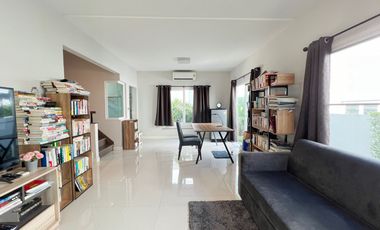 Single house for sale MANTANA Onnut-Wongwaen5 village, plot near clubhouse, 3 bedrooms, near Mega Bangna