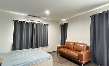 Single house for sale MANTANA Onnut-Wongwaen5 village, plot near clubhouse, 3 bedrooms, near Mega Bangna