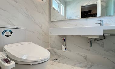 Single house for sale MANTANA Onnut-Wongwaen5 village, plot near clubhouse, 3 bedrooms, near Mega Bangna