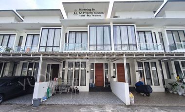 Dijual Townhouse 2 Lantai Full Interior di Seduduk Putih, Kel. 8 Ilir, Kec. Ilir Timur II, Palembang – LT 90 m², LB 140 m², One Gate System