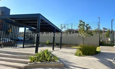 RENTA - Villas del Refugio. Departamento de 2 recámaras con amenidades