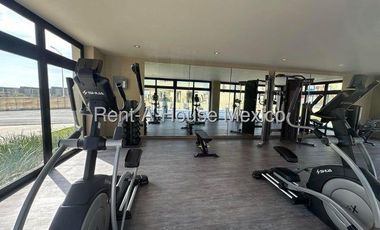 RENTA - Villas del Refugio. Departamento de 2 recámaras con amenidades