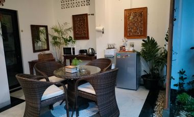 VILLA READY UNIT SEMI FURNISH KAWASAN PREMIUM DI AREA UMALAS BUMBAK