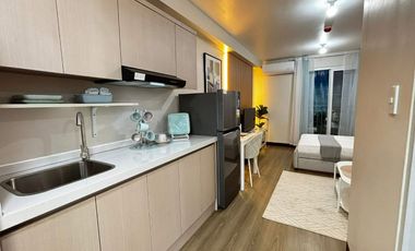 Modern studio with Ocean view condo in Prime Mactan Location