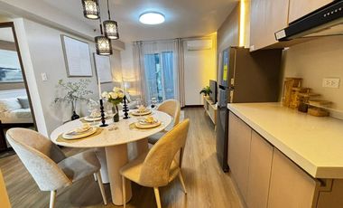 Modern studio with Ocean view condo in Prime Mactan Location