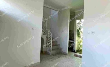 Dijual / disewakan rumah baru gress di Grand Shanaya Puri Safira Menganti Gresik