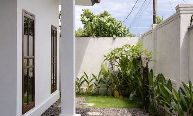 FOR SALE RUMAH SIAP HUNI MINIMALIS KAWASAN KEROBOKAN  AMAN TIDAK BANJIR