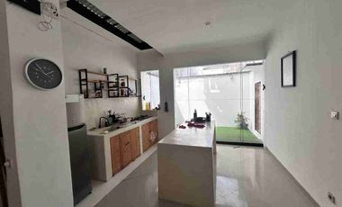 DIJUAL RUMAH 2 LT MODERN MINIMALIS DI UNGASAN SIAP HUNI