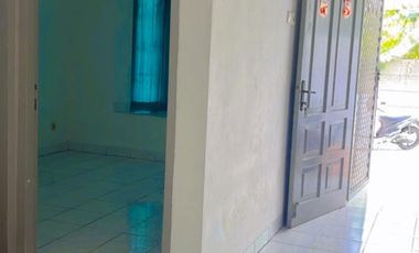 DISEWAKAN RUMAH 1 1/4 LANTAI @RUMAH CITRA 3 JAKARTA BARAT