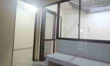 RUMAH RAPI SIAP HUNI DALAM CLUSTER CASA JARDIN RESIDENCE JAKARTA BARAT