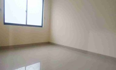 RUMAH RAPI SIAP HUNI DALAM CLUSTER CASA JARDIN RESIDENCE JAKARTA BARAT