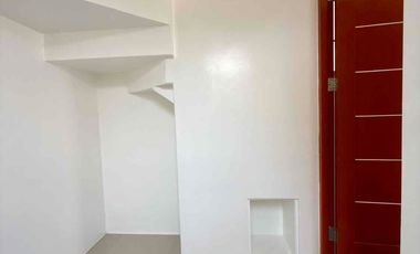 2 Story House and Lot Inside Subdivision