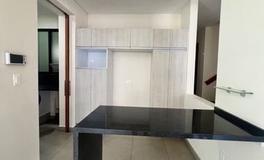 Departamento Para Exigentes, Amplio, Frente Al Parque, con Roof Privado.