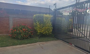 Linda Casa de 3 Habitaciones en Puente Alto