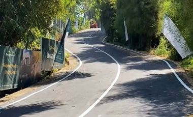 Dago Valley Rumah Kontemporer dengan Rooftop di Lingkungan Hijau di Pusat Kota Bandung