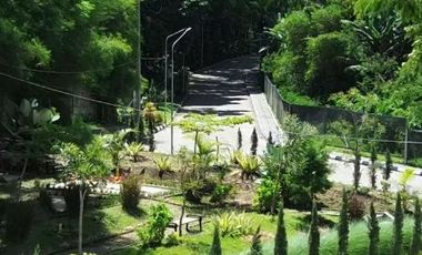 Dago Valley Rumah Kontemporer dengan Rooftop di Lingkungan Hijau di Pusat Kota Bandung