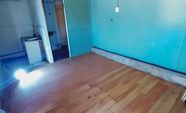 Amplio Terreno con Casa Solida Para Remodelar en La Granja