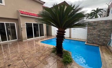 En Alquiler linda casa en Via a la Costa! urb Portal al Sol km 11,5