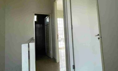 Dijual rumah di Grand shanaya puri Safira Menganti Gresik.murah harga BU