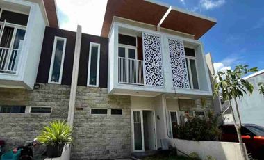 Dijual rumah di Grand shanaya puri Safira Menganti Gresik.murah harga BU