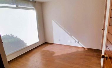 Renta casa en Vista Hermosa