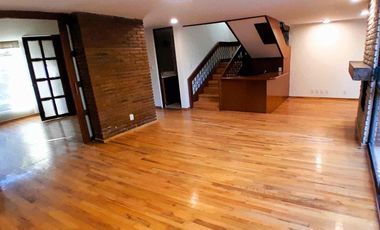 Renta casa en Vista Hermosa